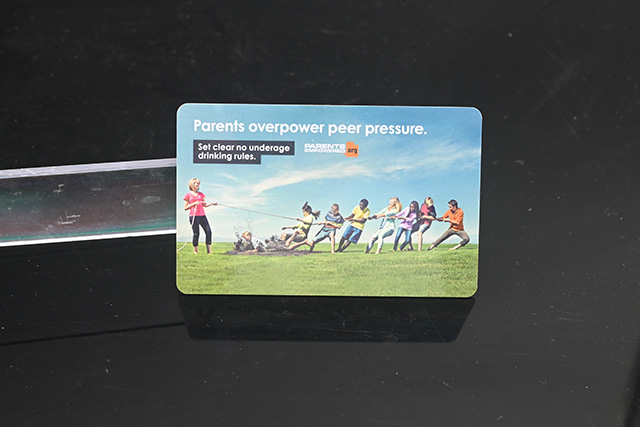 感應(yīng)式IC卡考勤機(jī)有哪些特性