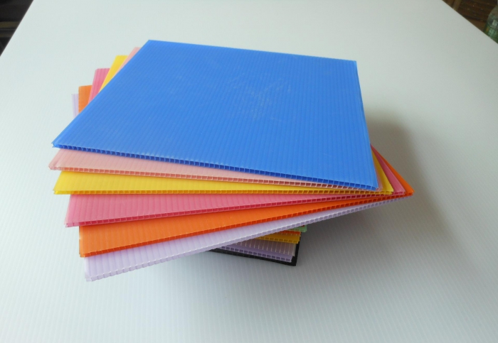 PP塑料中空板是什么樣的板材？