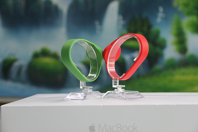 松緊腕帶硬錢包如何辦理？