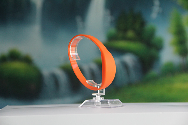 什么造成織嘜腕帶RFID系統(tǒng)？