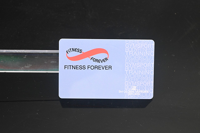 金屬卡的制作和pvc卡的制作有什么區(qū)別呢？