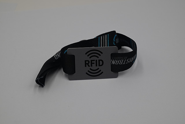 卡立方為醫(yī)院提供感應(yīng)式IC醫(yī)院就診卡，好處多