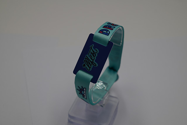 滴膠卡鑰匙扣-小區(qū)物業(yè)門禁卡！