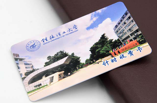 非接觸式智能卡如何工作？